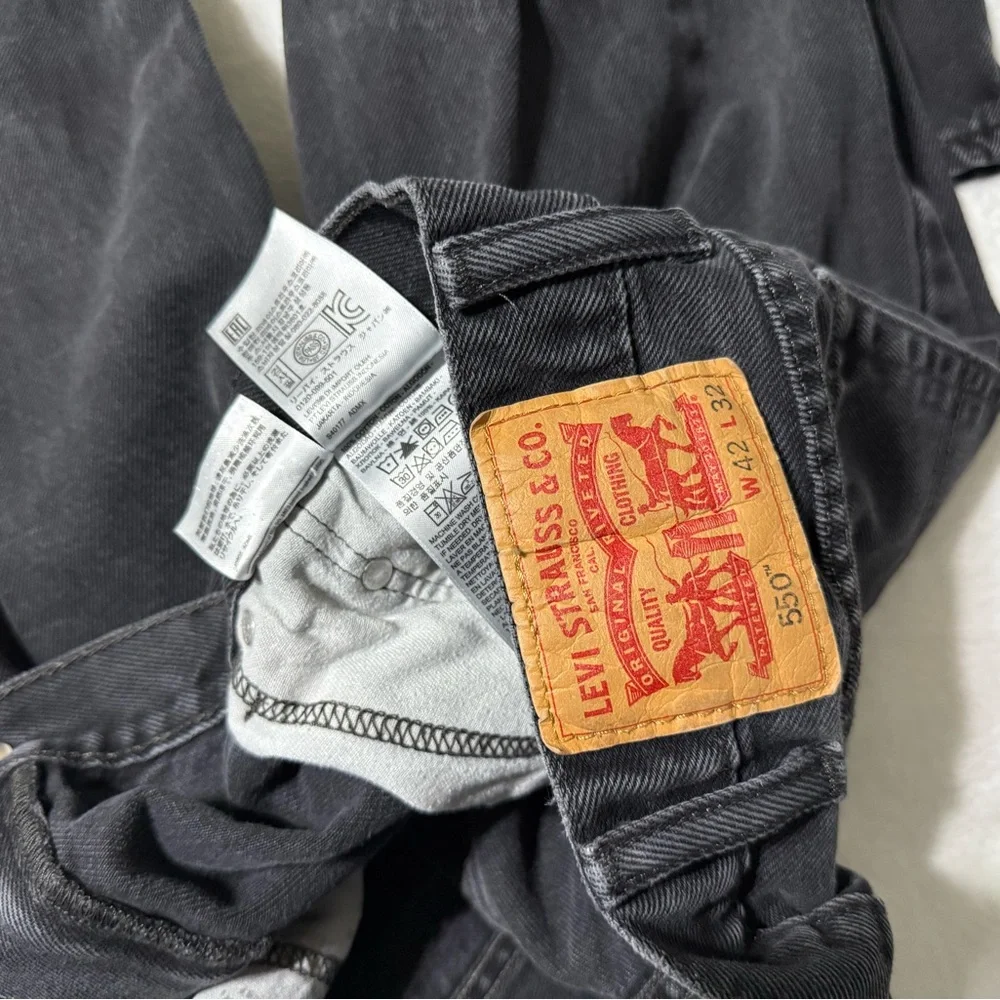 Levis 550 Jeans Mens 39x29 Black Relaxed Fit Tapered Leg‎ Dark Wash
